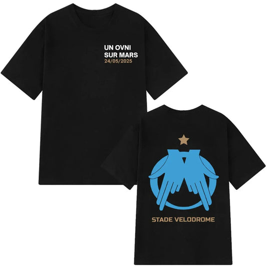 Black short-sleeved rapper jul graphic vintage t-shirt man with blue hands print cotton aesthetic design