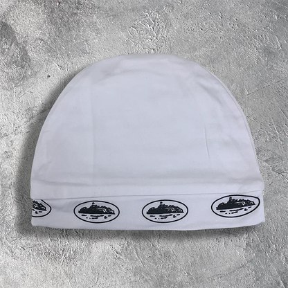 White retro hip hop pullover hat with black ship oval prints along the folded brim letter print cap