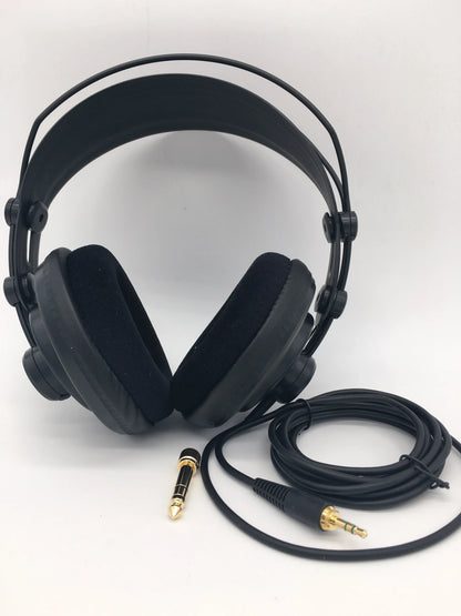 Black samson sr850 professional over-ear headphones with padded leather earcups self-adjusting headband and 10hz-30khz frequency response