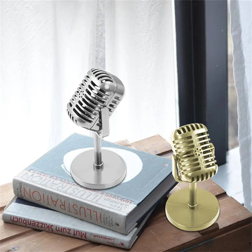 Two simulation classic retro vintage style vocal microphone desk ornaments in brushed silver and gold for live performanc karaoke