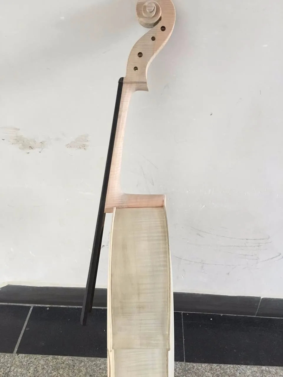 Sinomusik handmade custom unfinished white cello with light natural wood finish and professional grade Italian craftsmanship