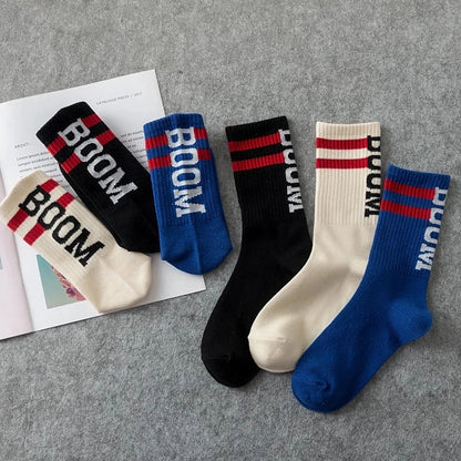 Set of five socks nice brand crew socks in black blue and cream with male letter boom and female tide european style