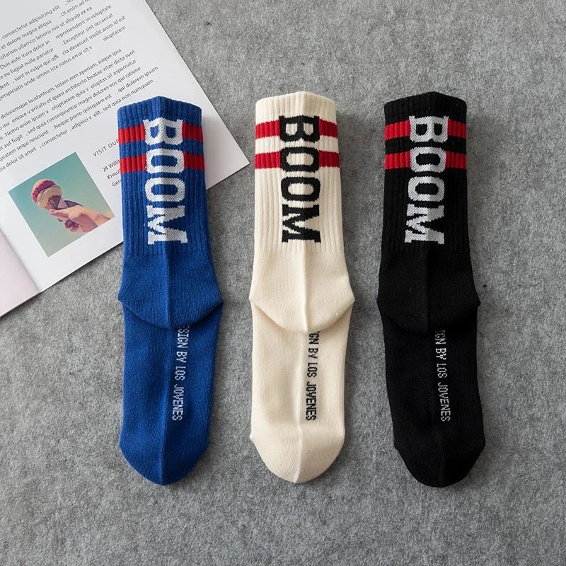 Three pairs of socks nice brand crew socks in blue cream and black with male letter boom and female tide european design