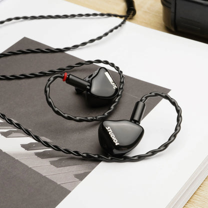 Black glossy heart-shaped softears studio series in-ear monitors with braided cable and 3-way crossover professional hifi iems