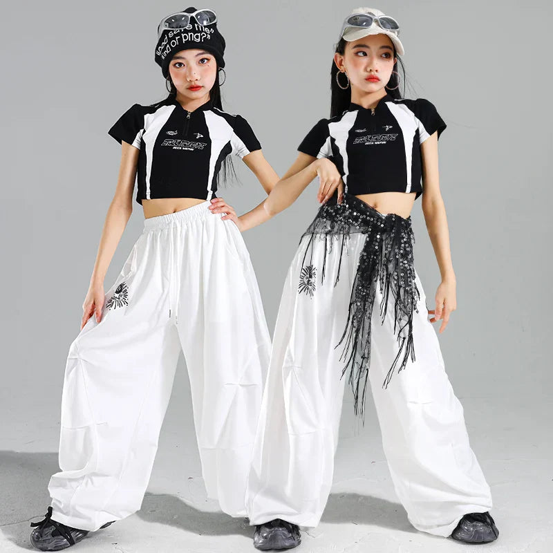 Black and white cropped dance tops with bold graphics for teenage child hiphop and dance rapper clothes hip hop costume