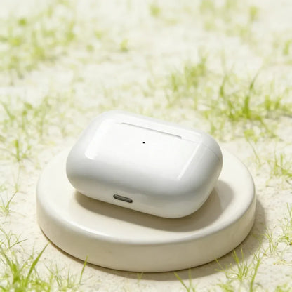 White apple airpods pro case with matching wireless charging pad for tws touch control bluetooth earphones sport music headset apply