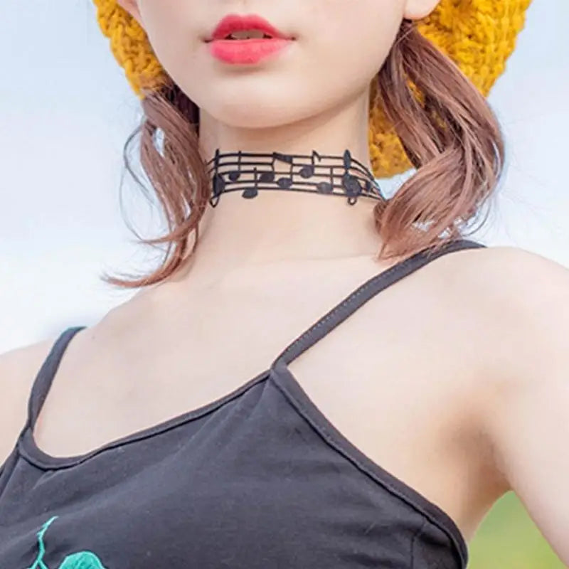 Black short necklace with alloy musical note design theme neck jewelry ideal for music enthusiasts and trendsetters