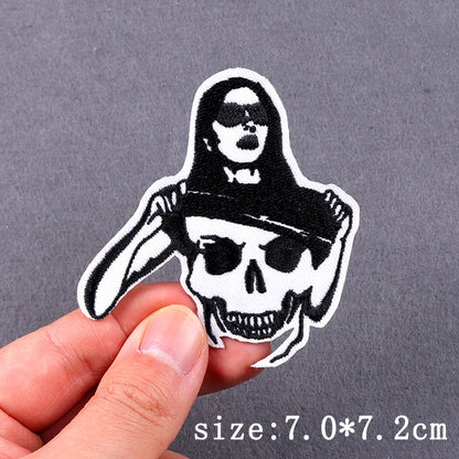 Hip Hop Sexy Patch Iron On Embroidery Patches For Clothing Thermoadhesive Patches For Clothes Punk Skull Sewing/Fusible Patch