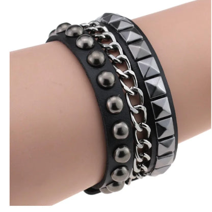 1Pc Hip Hop Men Goth PU Leather Wristband bracelet en cuir Vintage Cosplay Rock Spikes Rivet Chunky Cuff Black браслеты