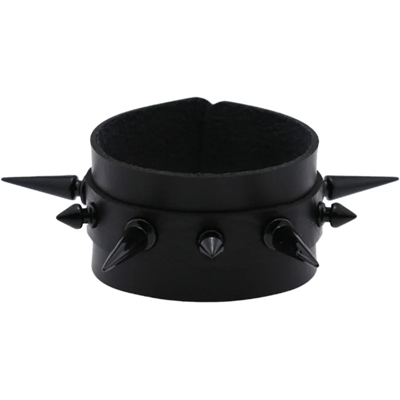 1Pc Hip Hop Men Goth PU Leather Wristband bracelet en cuir Vintage Cosplay Rock Spikes Rivet Chunky Cuff Black браслеты