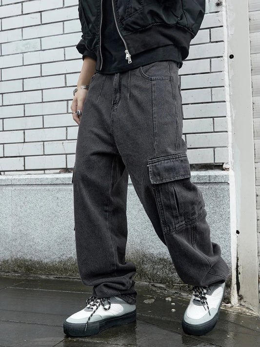 Dark gray cargo pants with multiple pockets and relaxed tapered fit for baggy jeans male hip hop harajuku streetwear korean style